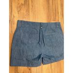Isaac Mizrahi  100% Cotton Chambray Blue‎ Tailored Bermuda Shorts Women's 4 Photo 6