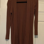 Elegant Brown Open Photo 0