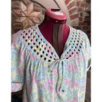 Frolicking dress Vintage floral housecoat pastel pink blue yellow Size L Photo 7