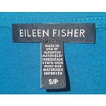 Eileen Fisher V Photo 2