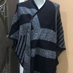 ZARA  knit geometric poncho Photo 1