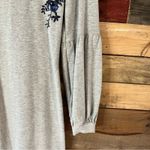 Lilly Pulitzer Lily Pulitzer Bartlett Gray Sweatshirt Dress With Embellished Shoulders Size XS Photo 5