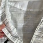 ASICS  Rain Jacket Photo 5