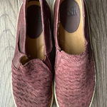 SOFFT Burgundy Embossed Leather Slip On Casual Loafer Flats Women's Shoes Red Size 8 Photo 0