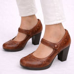 MIA  Peep Toe Mary Jane Heels Brown Leather Embossed Chunky Block Heel Shoes 8M Photo 0