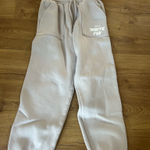 White Fox Boutique  Sweatpants and Sweatshirts  Photo 3