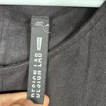 Design Lab Black Short Sleeve Dress with Lace Detail Medium Photo 3