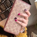 Coach Authentic  1941 crossgrain leather continental zip around wallet/Wristlet Photo 1