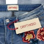 Driftwood Colette High Rise Floral Embroidered Crop Jeans Size 27 Photo 8