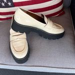 Franco Sarto Cream Loafers Size 8 Photo 0