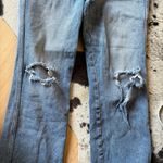 Good American Good Curve Distressed Jeans Size 10/30 STYLE: GCS127T Photo 1