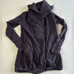 Lululemon  Gratitude Wrap in Black Swan Photo 3