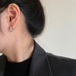 Polished Metal Texture Silver Hoop Earrings for Women Photo 3