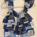 She & Sky  Top Photo 0