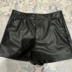 Leather Shorts Black Photo 0