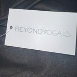 Beyond Yoga NWT ‎ Pocket Infinity Scarf/Wrap with Hidden Pocket One Size Photo 3