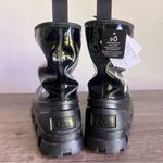 UGG  Classic Brella Mini Women's Water Repellant Boot Size 6 SKU#243051 Photo 3