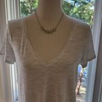 Lululemon SS LOVE V-neck T-shirt, Size 8, EUC Photo 1