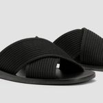 Everlane NEW Black Reknit Day Crossover Sandal in Size 7.5 Photo 1