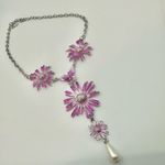 Pink flower butterfly statement necklace Photo 3