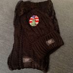 NWT cable knit beanie and infinity scarf set in black Photo 6