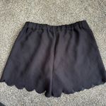 Madewell  black dress shorts with scalloped edge size small Photo 5