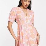 Glamorous ASOS  puff sleeve romper in 60s retro floral size 8 Photo 0