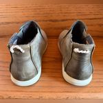 Olukai Hawai’iloa Manu Hope Women’s Size 9.5 Gray Photo 3