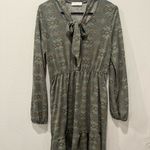 Patterned Long Sleeve Dress with Tie Neck Size M by Perfect Peach Gray Size M Photo 1