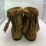 Minnetonka  Women’s Fringe Ankle Boots Brown Leather Size 7 Photo 3