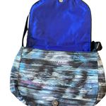 Ivivva ‎ purse multicolored insulated Button Closure and shoulder bag I Move CP Photo 2