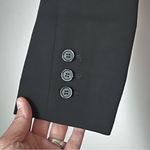 NEW Velvet by Graham & Spencer Women’s Black Anya Ponte Cropped Blazer Sz Med ♟️ Photo 3