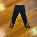 Johnny Was  Amaris Embroidered Leggings size M Photo 6