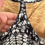 Lululemon  Black White Spiderweb Patterned Power Y Tank Top SEE MEASUREMENTS Photo 4