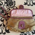 Coach Wristlet Photo 2