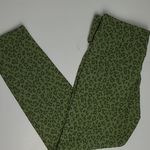 J. CREW GREEN GIRLFRIEND TEE AND GREEN CHEETAH PRINTED EVERYDAY LEGGINGS BUNDLE Size M Photo 10