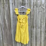 Chelsea and Violet  Linen Dress Size Medium Ruffle Open Back Celery Yellow Sz M New Photo 3