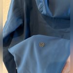 Lululemon NWT RepelShell Rain Jacket / Soft Denim / 6 Photo 3