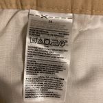 Old Navy  Khaki Color Everyday Mid-Rise Shorts Women’s Size 14 Photo 3