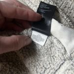 The North Face  Woman's Medium White/Light Heathered Gray‎ Sherpa Jacket Full Zip Photo 11