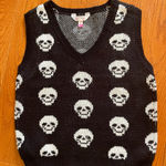 No Boundaries  Black Skull Sweater Vest | Women’s Small (Juniors S) Photo 0