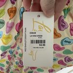 Layerz Blouse Top Women’s Med Short Sleeve Button Up Valentine Candy NWT Photo 3