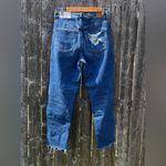 American Eagle  outfitters Distressed & Ripped   HIGH RISE MOM JEANS NWT Photo 8