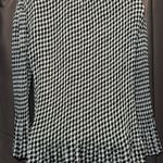 Covington  Y2K Stretch Pleated Houndstooth Long Sleeve Top Photo 5
