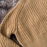 H&M NWOT Cropped Sweater Photo 1