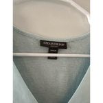 A pea in the pod  Top Women's Maternity Medium Blue Linen V-neck Short Sleeve Photo 4