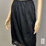 Vassarette Vintage  Half Slip Size Small 24" Black Nylon Lace USA Made 11-105 Photo 2