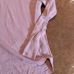 Lululemon Hello Aloe Pullover no rip tag Best fits a small!! No flaws Photo 3