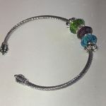 Elegant Silver Tone Cable Bracelet with Multicolor Beads Photo 4