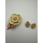 Vintage Yellow Flower Enamel Brooch Gold Tone Pin & Clip On Earrings Set Photo 5